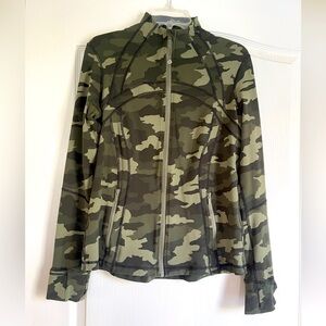 Lululemon Define Jacket Luon Size 12, Camo